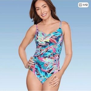 NWT Aqua Green Tropical Onepiece Swimsuit. Size Large.